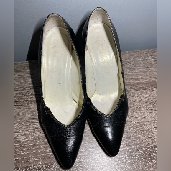 LANVIN VINTAGE Black Leather Pointed Toe Pumps Size 4 Kitten Heel Shoes - Picture 2 of 9